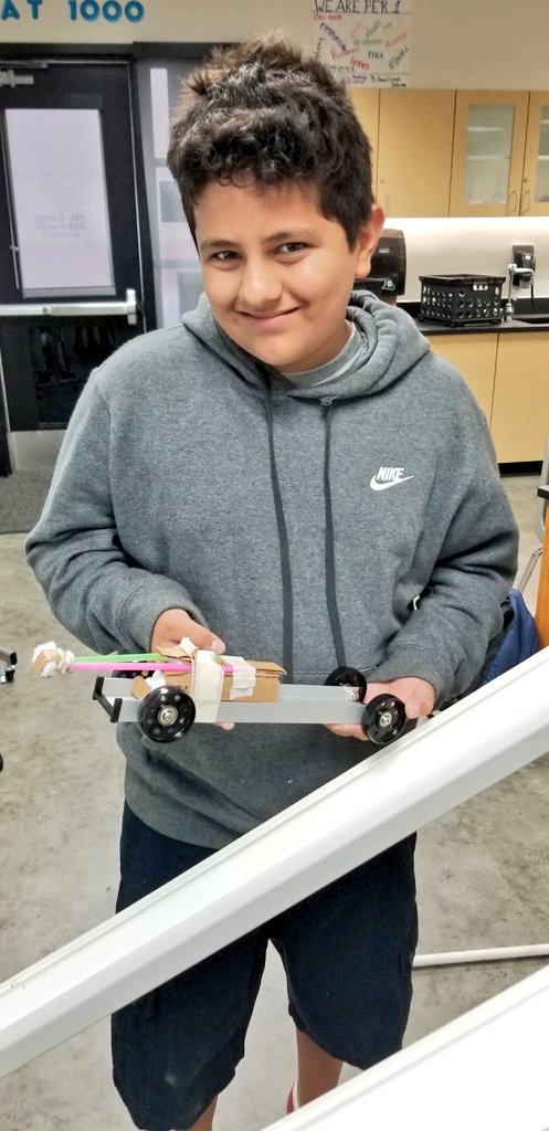 MrCasey025's tweet photo. F=MxA ....that's the focus and calculations that our @trmsvvusd students are working on this week! Test #1 of their design done, now on to the redesigns to try and improve our outcome. #STEAM #Engineering #vvusd https://t.co/JPQBFqqiZI