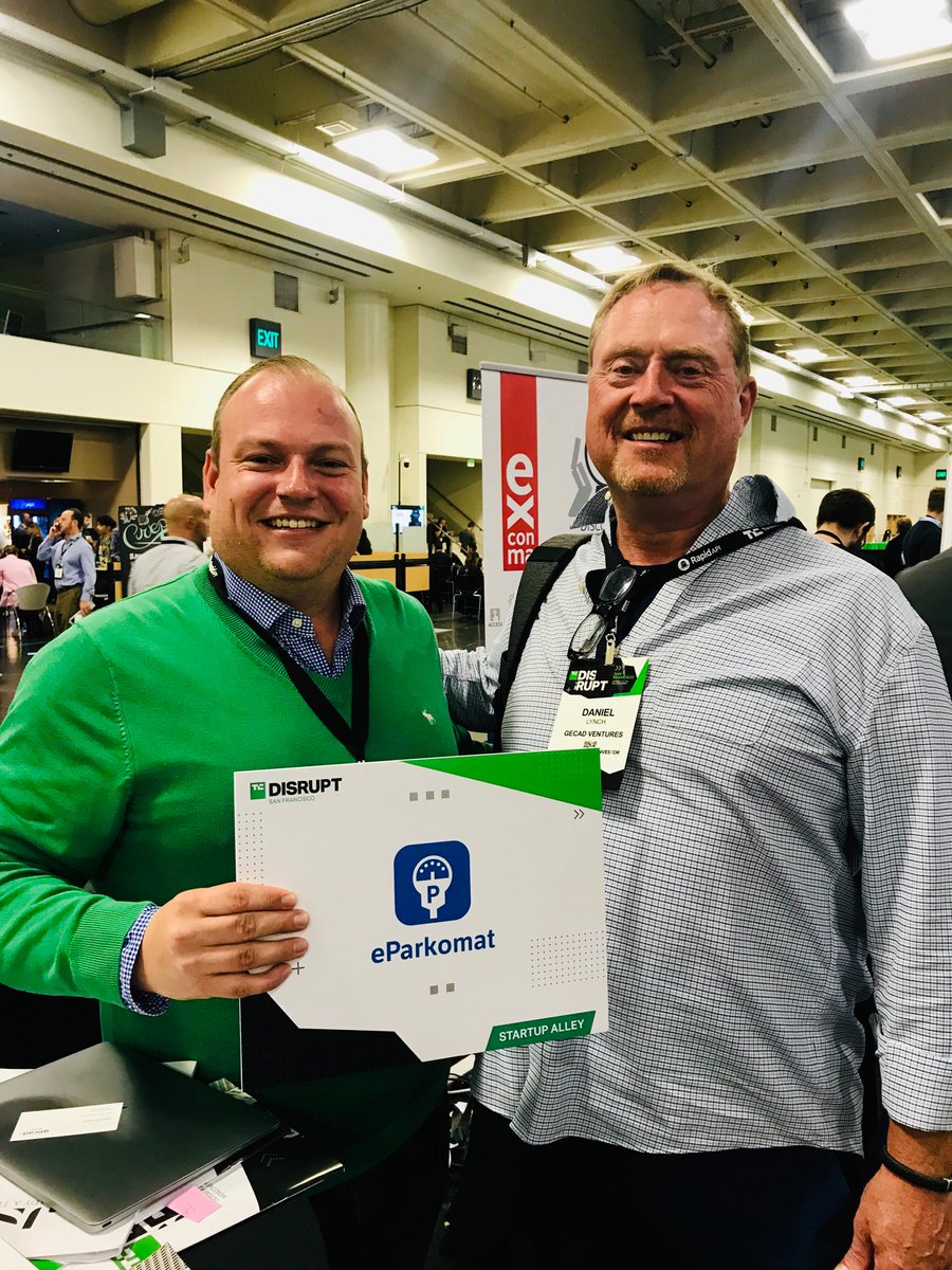 “Guys, Im using your app and its great!” What a suprise to meet an active satisfied user of #eParkomat app in Prague at TechCrunch Disrupt SF! Thanks, Daniel! :-)