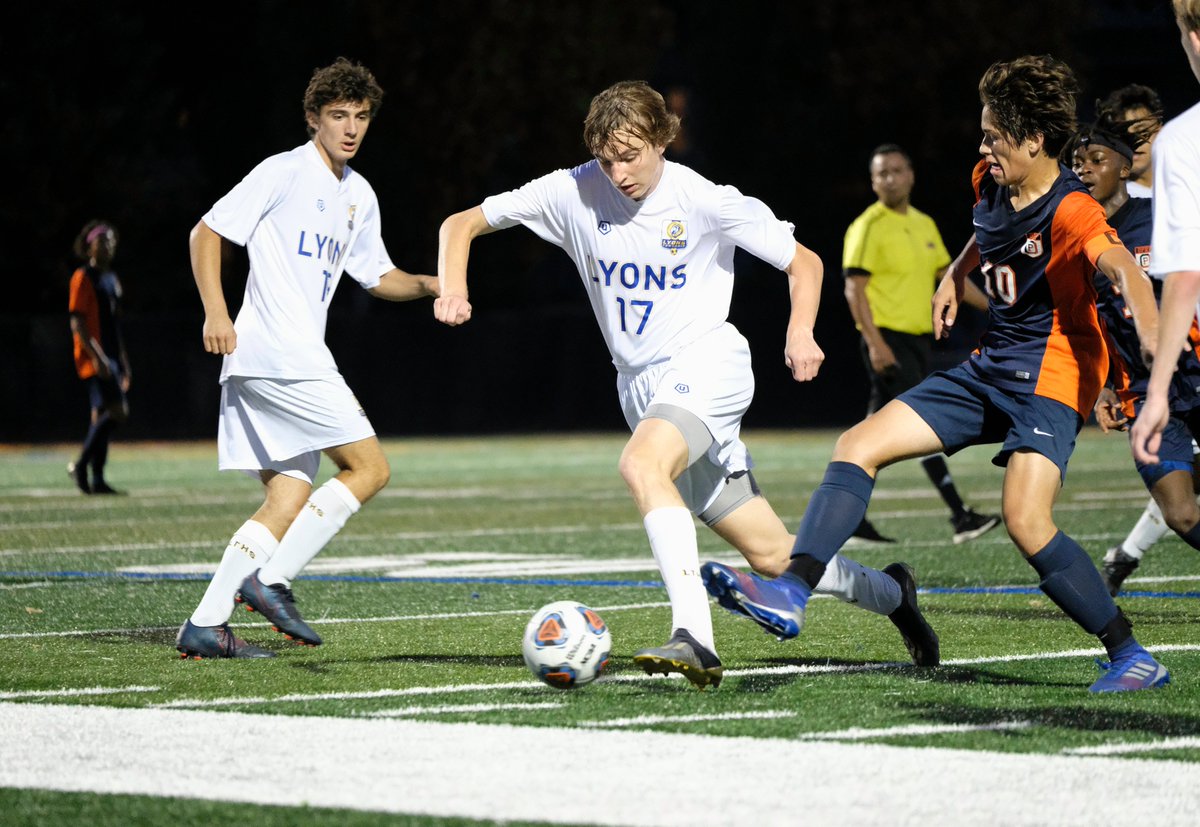 LTHSSOCCER's tweet photo. Boys Varsity Soccer won 2-1 on PKs vs OPRF last night! https://t.co/rweKqMGaIy