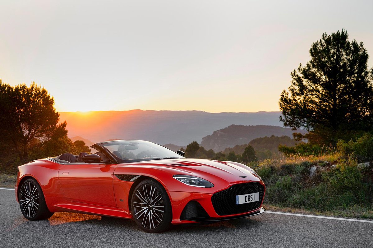 AstonMartinPR tweet picture