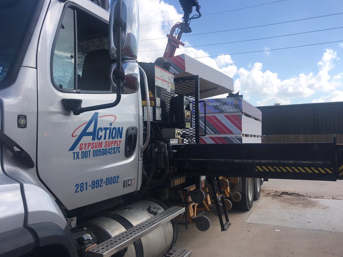 Our <a href="/GeorgiaPacific/">Georgia-Pacific</a> Fireguard-X Gypsum Board and <a href="/NationalGypsum/">National Gypsum</a> XP- Fireshield Wallboard has arrived. 

#construction #sheetrock #drywall #gypsumboard #build