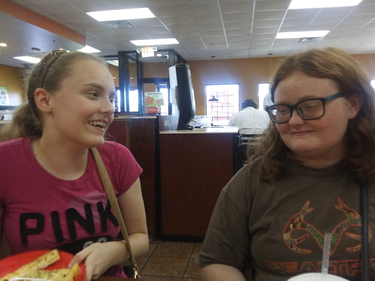 agibbs614's tweet photo. @ipaprojectlit @IrvCommunity @IrvingtonPrep Reading Ravens @ProjectLITComm enjoying an afternoon in Cincinnati before going to see Bryan Stevenson tonight #justmercy was our September read! https://t.co/tMx3zyOSmY