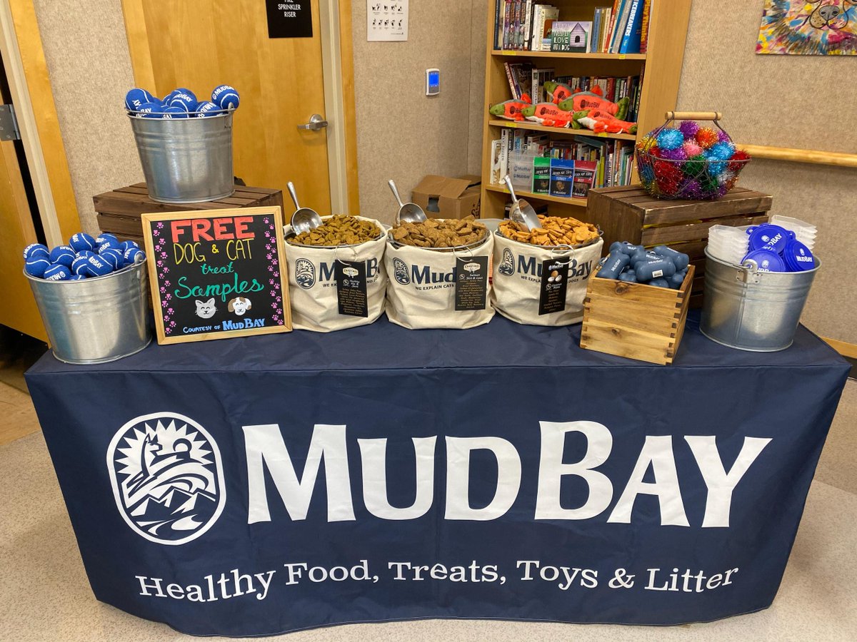 MudBay's tweet photo. Stop by and visit us today at the Oregon Humane Day of Giving and check out all the fun activities going on at the shelter today! • Shelter Tours • Kitten Cafe • Name a Shelter Pet • Training Demos • Take a Dog for a Walk #oregonhumane #ohspets #adoptpdx #portland https://t.co/QfpYpR0D23