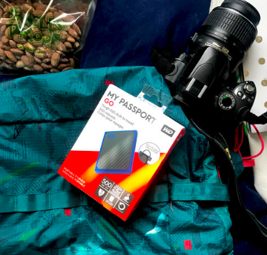 HikersLady's tweet photo. Need more memory? We talk #digital must-have tools to make sure your nature pics (&amp; selfies) are never erased or lost:  https://t.co/osAxXnoOt6 #ladyHikers https://t.co/jup1xL0p1N
