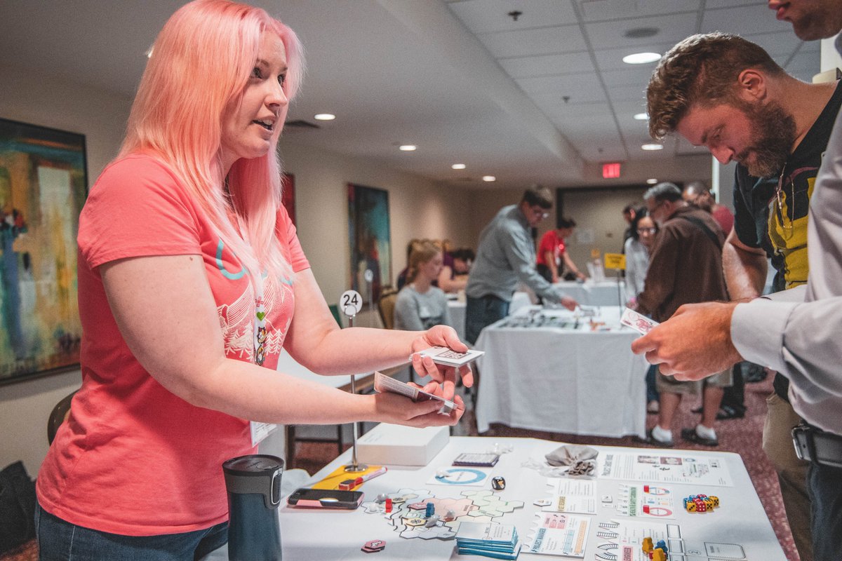 Caryl Tan tweet media