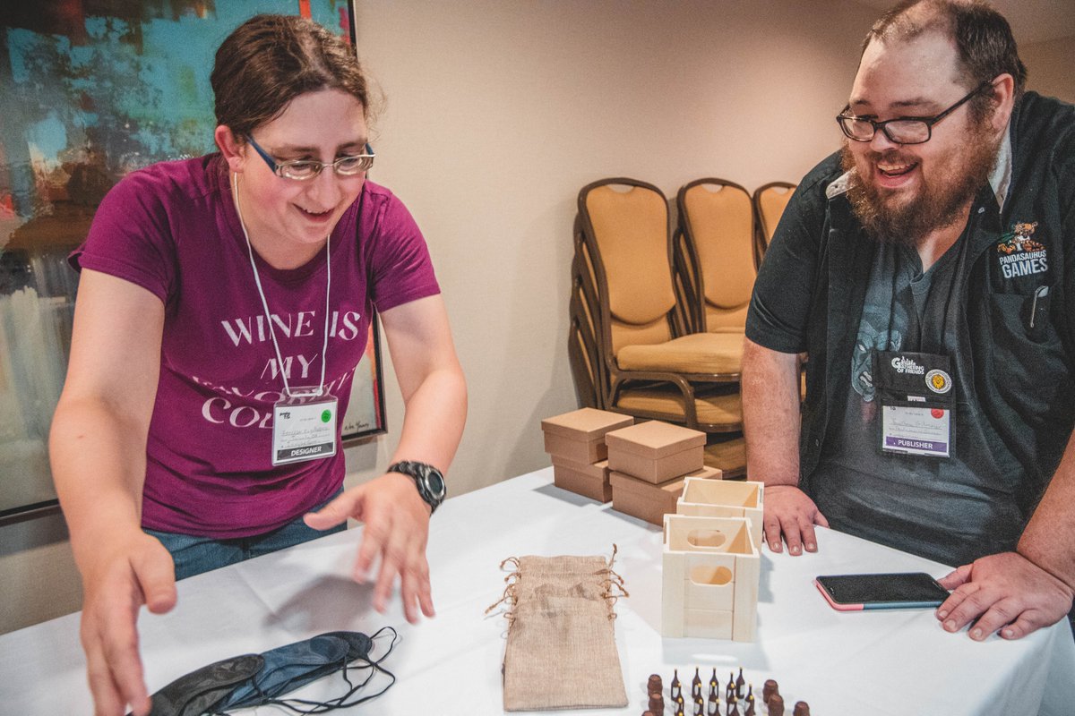 Caryl Tan tweet media