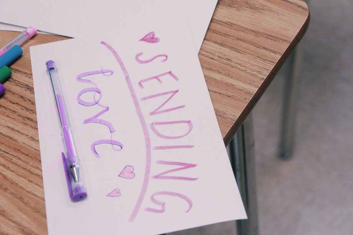 nshsinteract_'s tweet image. Today we made cards for pediatric patients at Natividad Hospital! 💙💛👧🏻