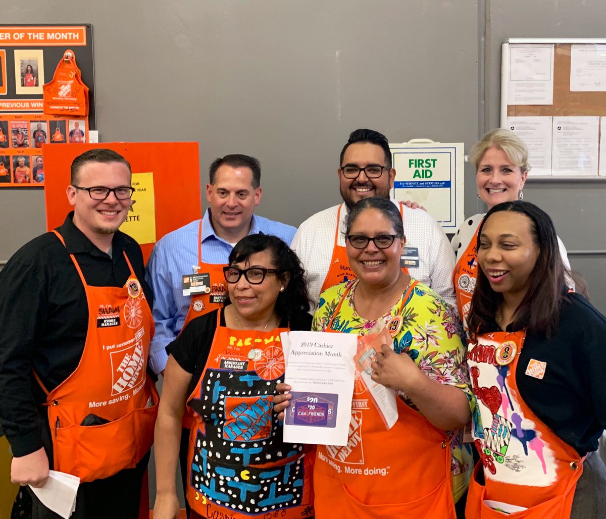 Store 581 (Summit) rocked it at today’s business walk with <a href="/HeidiBorowski/">Heidi Borowski</a>.   Respect, Inspire, Develop, and Celebrate are the leader behaviors that will pave the way into the 2H.