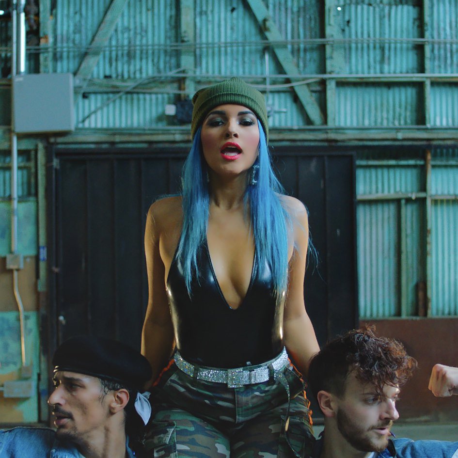 JMarinoOfficial's tweet photo. 100k views in 3 days!!! 🔥🔥🔥 The “Blue Roses” Official Music Video is killin’ it!! 👊 #katrinastuart #musicash https://t.co/kVaKvl01e2