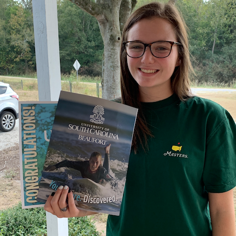 SaludaCounselor's tweet photo. She's 2 for 2! #CONGRATS to @SaludaHigh #Senior Madison Crouch, for her acceptance to @UofSCBeaufort! BE SURE to get ALL acceptances &amp; scholarships to Dr. Vac as soon as you get them! We also want to post your selfies, so tag us! #UsedWithPermission #SHSTigerPride #ClassOf2020 https://t.co/z5wVwtHPtj