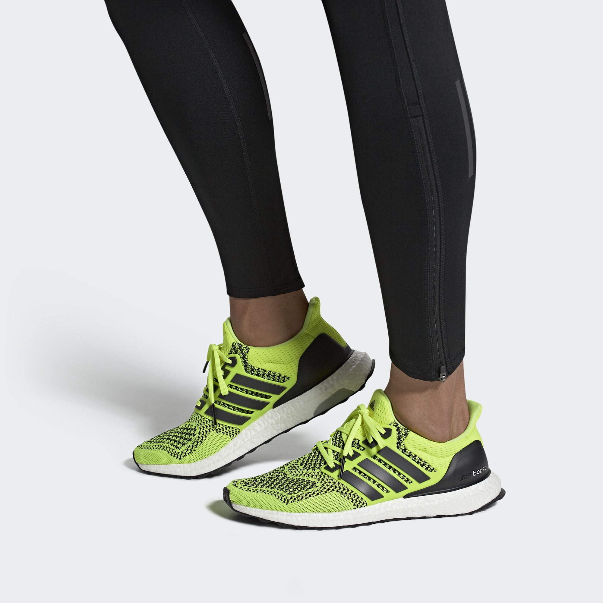 adidas alerts on X Sizes 7.5 13 with free shipping. adidas Ultra Boost 1.0. Solar Yellow https t E97GiWCo1X Solar Orange https t Jc8N6Z0GhU ad https t UYmcbBNlTJ X