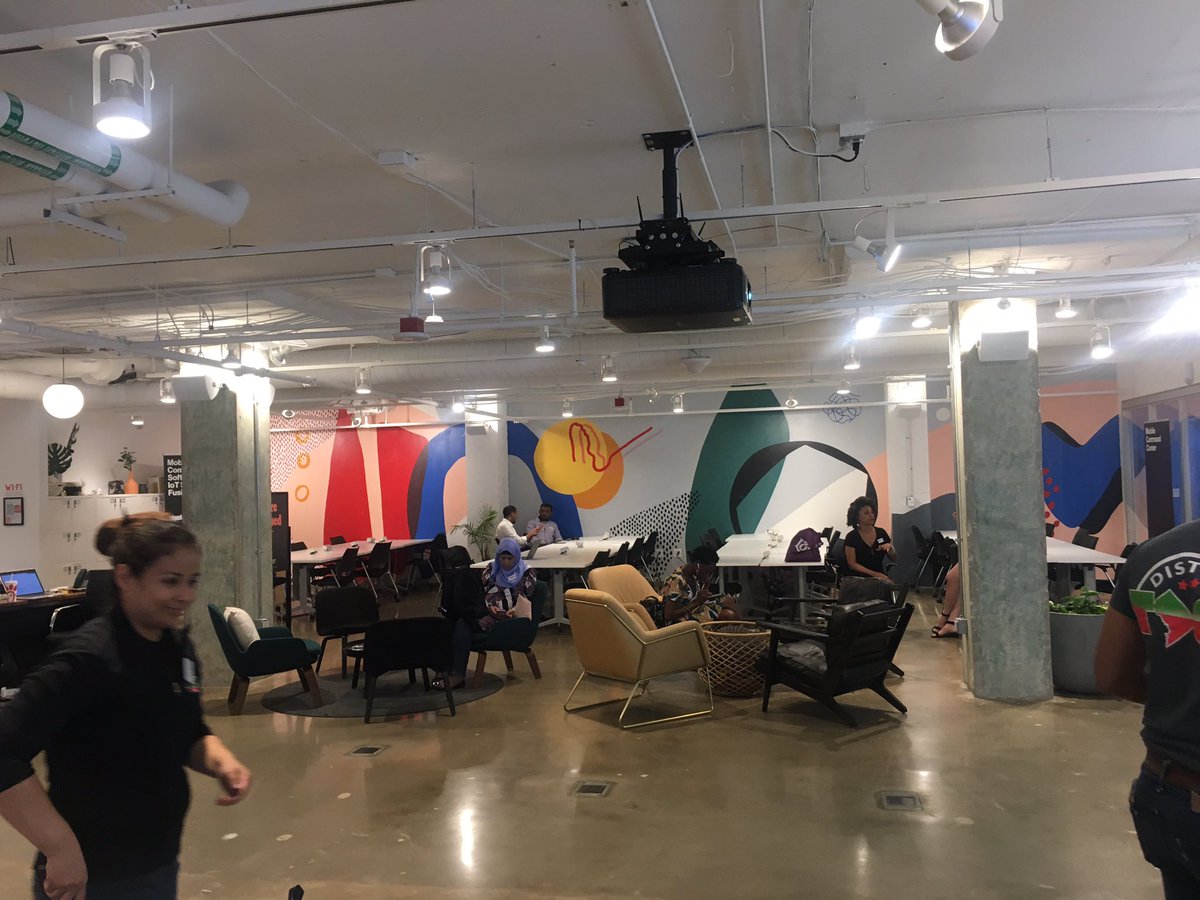 Tech_Rebalanced's tweet photo. #tourdecode starting soon! 🙌@DCFemTech https://t.co/PxRj7bjmFm
