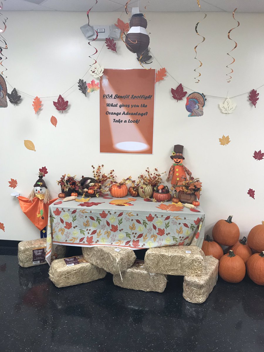 Nick_5024's tweet photo. Thermostat stays summer but we are falling over with excitement as we gear up for the VOA!! #5️⃣1️⃣2️⃣2️⃣ #voiceoftheassociate #memphis #CB @RachelleCrocke8 @gee_lamba https://t.co/CWsOvx6B44