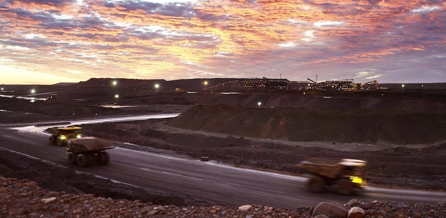 ASLSAus's tweet image. An annual month-long series of Mine Safety roadshows has started in Kalgoorlie, before travelling across nine other Western Australian cities and towns. buff.ly/2peNuTy