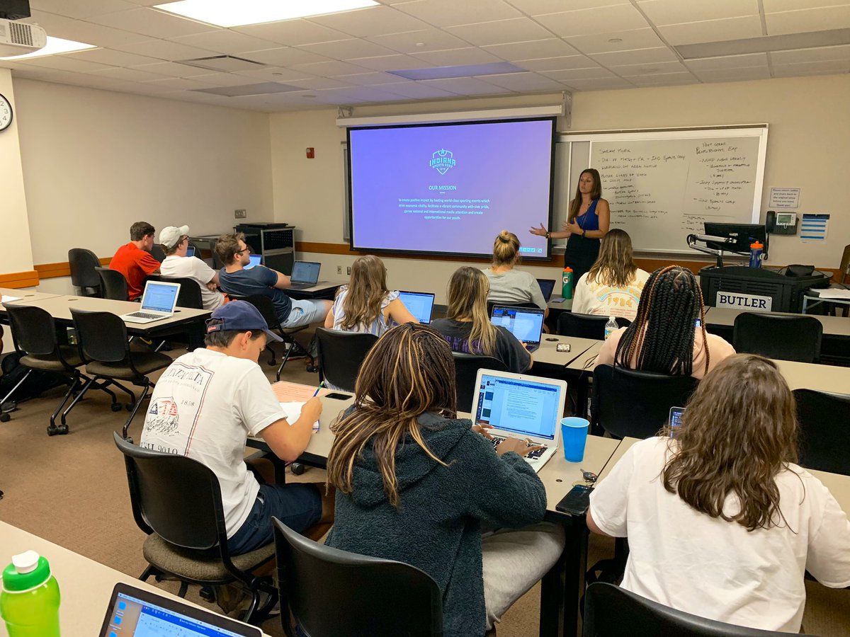 MSKaltenmark's tweet photo. I enjoy teaching, but couldn’t possibly do my class and the subject matter justice without the guest speakers that come and lend their time/expertise.
Off to a great start this semester w/ @savannahb126, Sarah Myer, @mandyhaskett & @willhaskett.
#ButlerSTR356 https://t.co/xVQJ9ajOK4