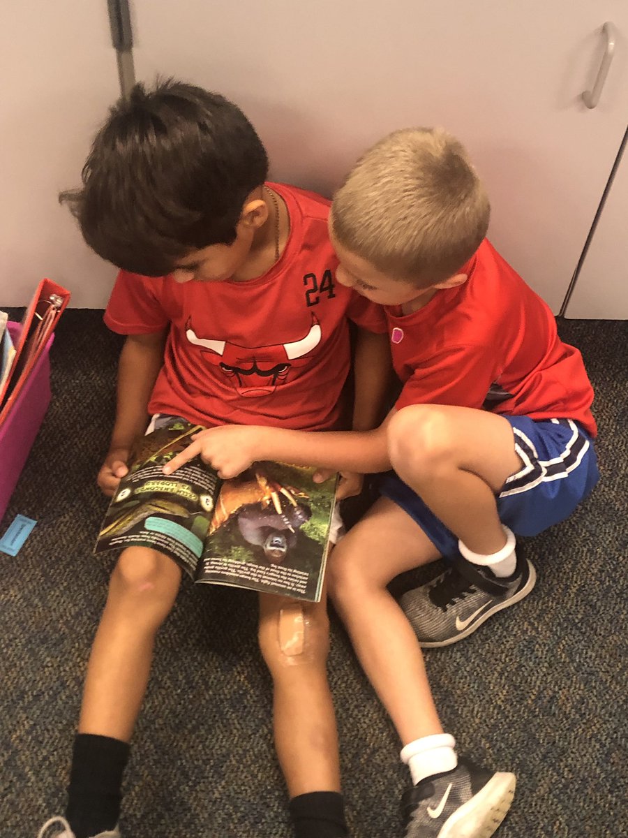 2AHappenings's tweet photo. It’s always a fun day when we practice Read to Someone and build our stamina! We are getting ready to start Daily 5 this month. 📚💙 https://t.co/0lljPaIqCN
