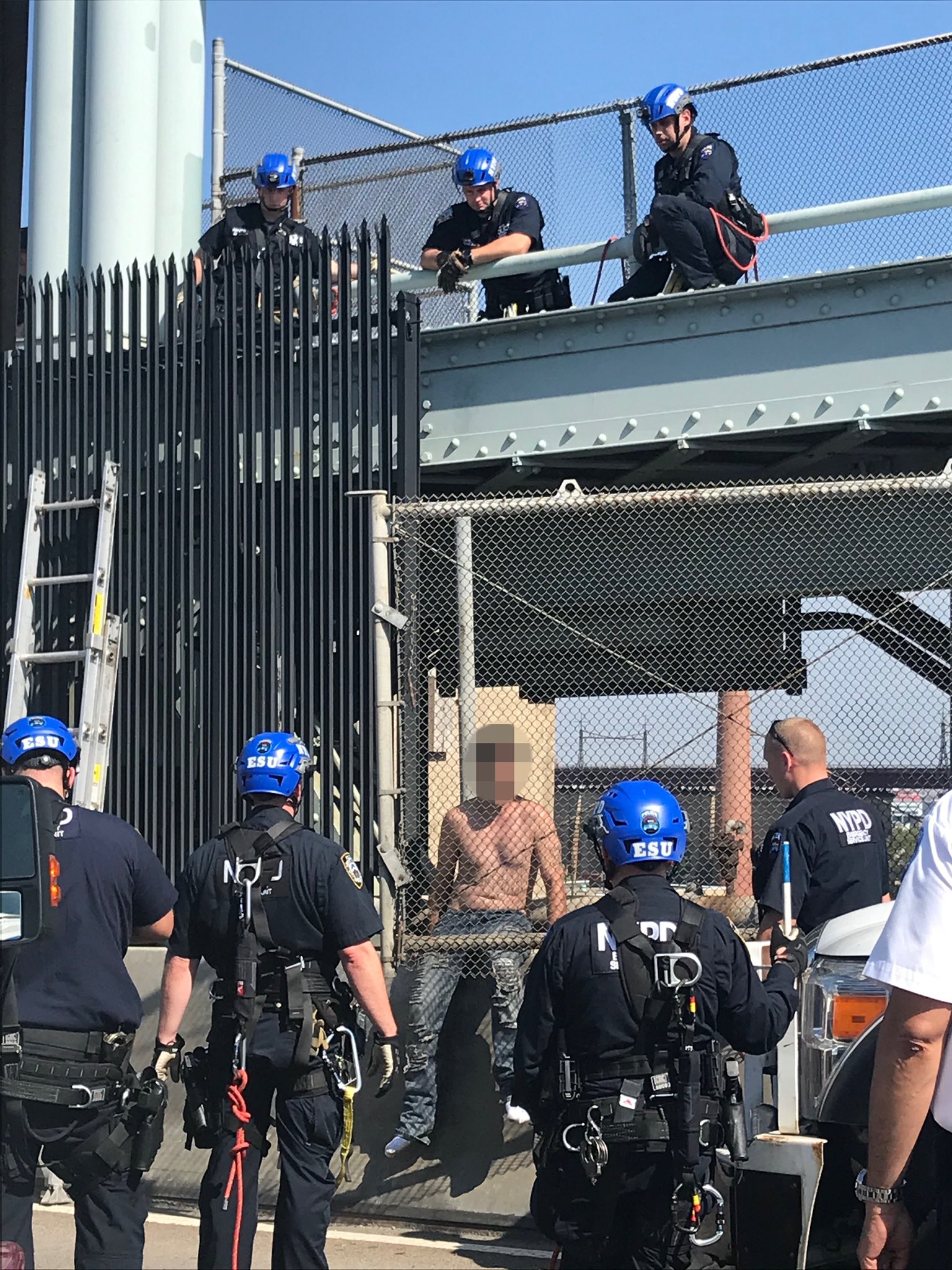 Triboro Bridge Accident Today 15