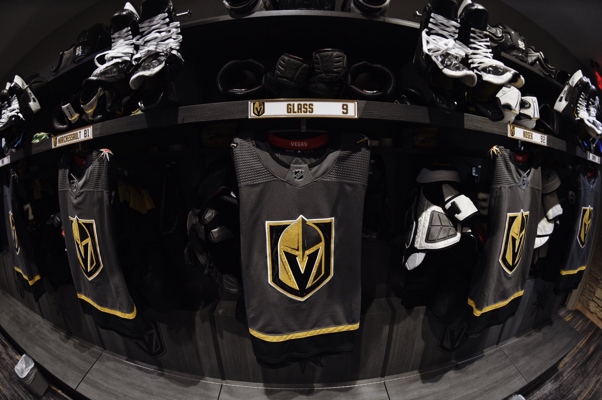 Vegas Golden Knights on X: Is your phone due for a makeover? We'll be  making custom locker stall wallpapers for the next hour! 🤳 Just reply to  this tweet with your name (