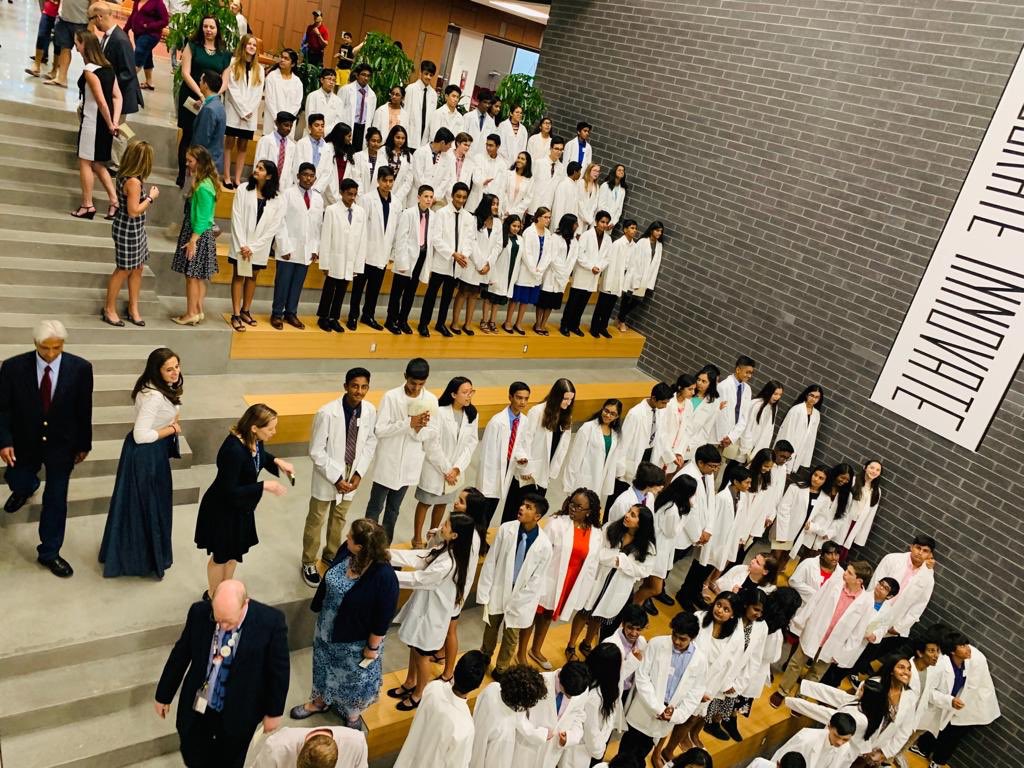 SStartorg's tweet photo. Congrats to all the students who were part of the coating ceremony! Thank you Academies of Loudoun @LCPS_academies for continuing to create future STEM leaders for the past 15 years and instilling values with an outstanding Honor Pledge! Niyati Kottury &amp; Nirav Kottury @SStartorg https://t.co/VeUbIav8e9