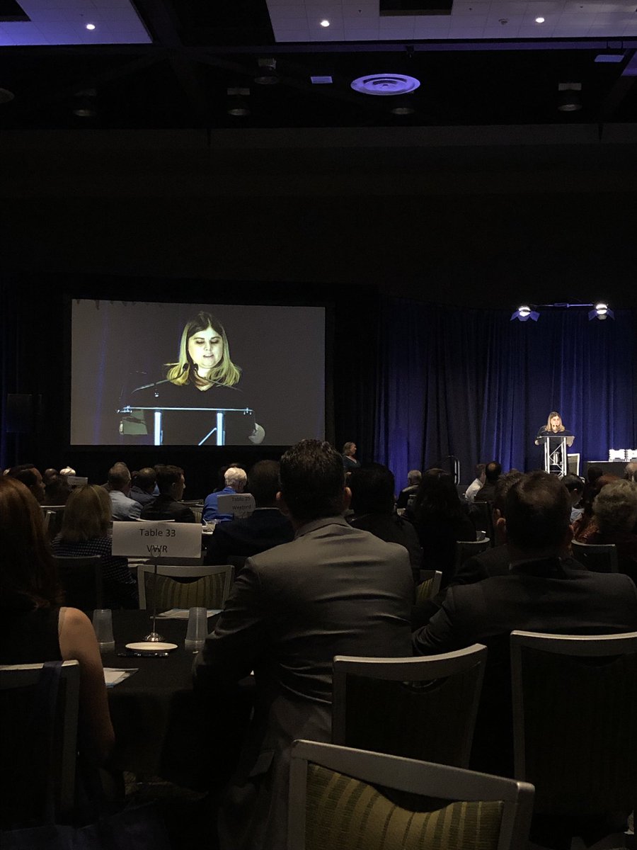 CCorieri's tweet image. Honored to speak at the @AZBio awards &amp;amp; celebrate #AZ’s growing bioscience sector. There are 14,800+  bioscience &amp;amp; healthcare establishments employing 338,00+ people in AZ #AZMeansBiz #OpenForOpportunity #AZAwesome