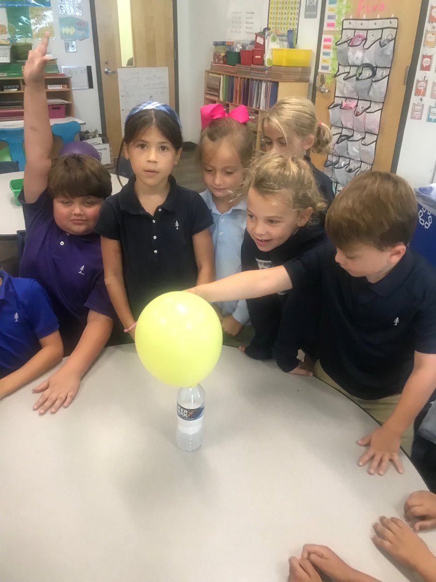 huffstet1's tweet photo. What’s the Matter? All about solids, liquids and gases can be fun ⁦@PLPLowerSchool⁩ https://t.co/w3P71ZFGB4