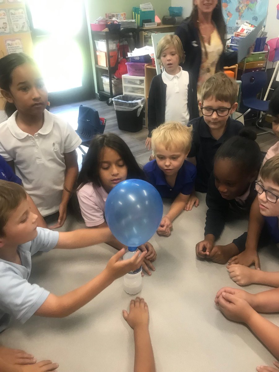huffstet1's tweet photo. What’s the Matter? All about solids, liquids and gases can be fun ⁦@PLPLowerSchool⁩ https://t.co/w3P71ZFGB4