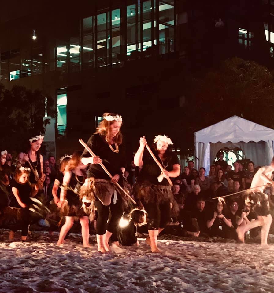 3KND's tweet photo. Tanderrum is a ceremony bringing together the Wurundjeri/Woiwurrung, Boon Wurrung, Taungurung, Wadawurrung and Dja Dja Wurrung language groups of the Eastern Kulin Nation a ceremony of celebration that reaches across Aboriginal time.
#3KND #Tanderrum #culture https://t.co/rx9kf5bhGm