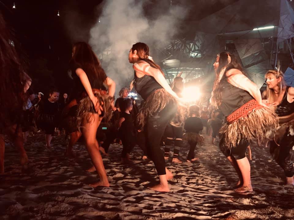 3KND's tweet photo. Tanderrum is a ceremony bringing together the Wurundjeri/Woiwurrung, Boon Wurrung, Taungurung, Wadawurrung and Dja Dja Wurrung language groups of the Eastern Kulin Nation a ceremony of celebration that reaches across Aboriginal time.
#3KND #Tanderrum #culture https://t.co/rx9kf5bhGm