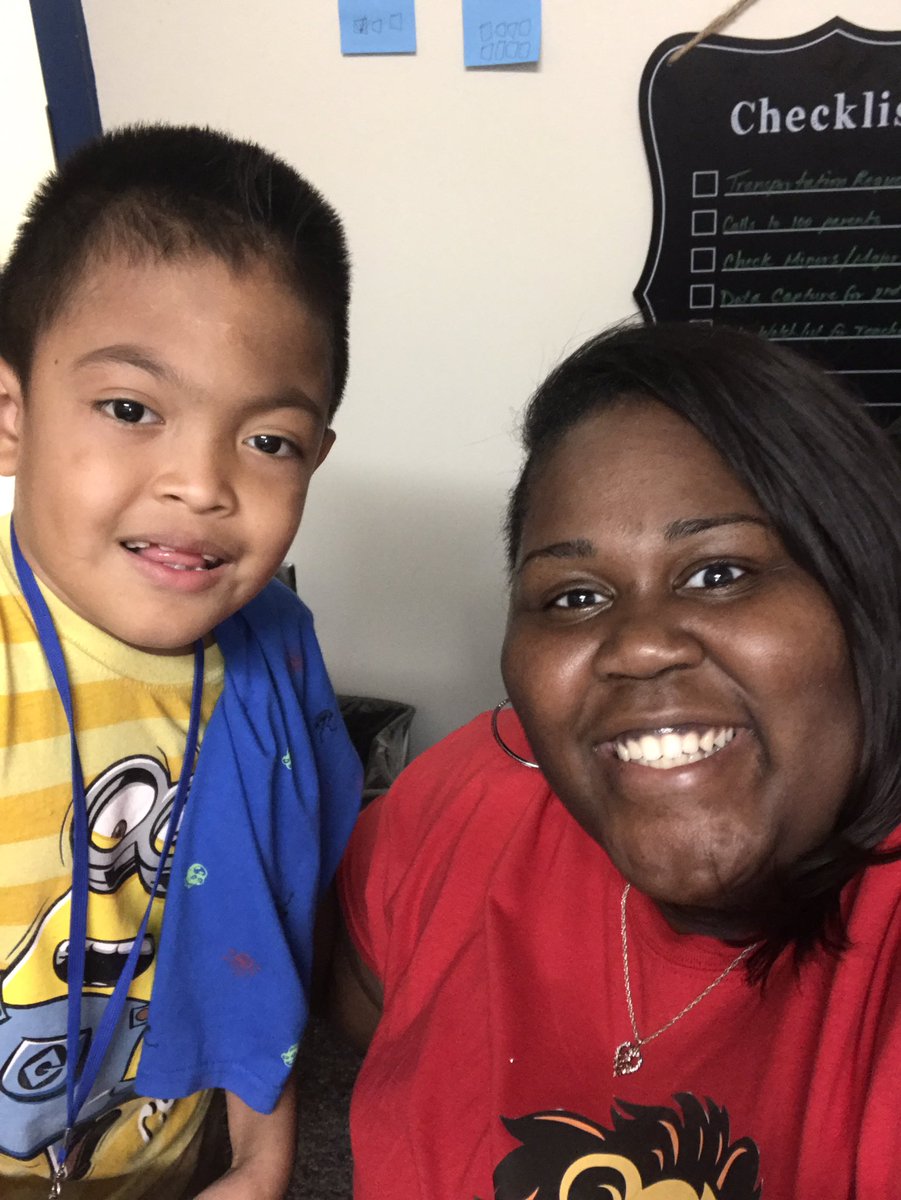 MsC_PtownElem's tweet image. There is something about daily check-ins and a child’s articulation about making growth.  Everyday want be perfect, but your commitment to ensure everyday is a new day for them is a non-negotiable! #welead #wetransform #weareglenn