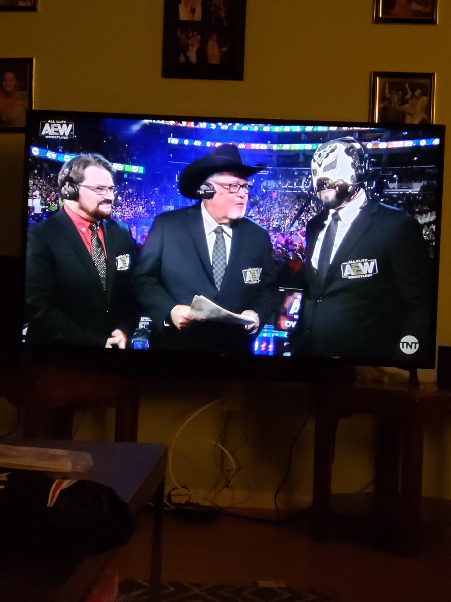 stevedarican's tweet photo. @JRsBBQ @AEWrestling finally!! https://t.co/yB85GWfAy7
