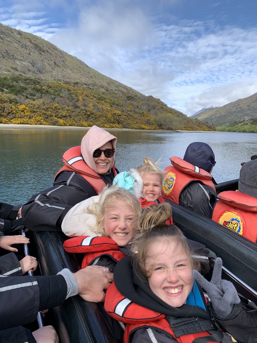 kjrussell34's tweet photo. wow this was amazing #kjet @Queenstown_NZ https://t.co/KE0WmDu5Uq