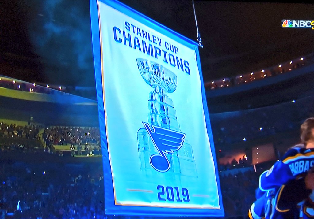 St. Louis Blues Raise Stanley Cup Championship Banner