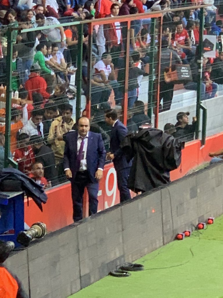 DAlonso_Torres's tweet photo. @AztecaDeportes Tirando rostro en el @EstadioToluca @CARLOSLGUERRERO y @medranoazteca https://t.co/eEIeKSi2Db
