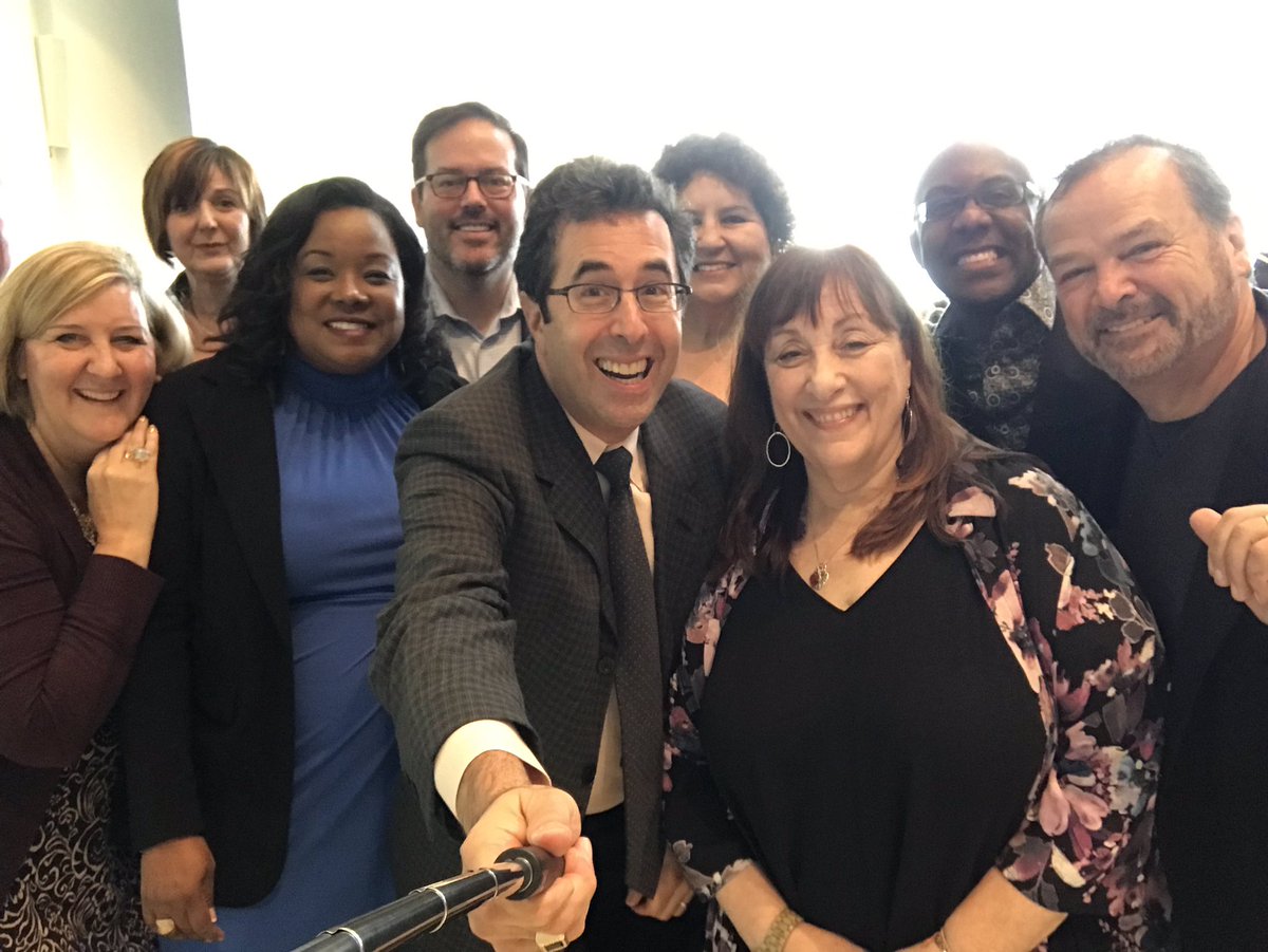 barrymoltz's tweet photo. So great to see so many #smallbiz influencer friends! I respect + admire each of u for how you help #smallbiz owners @DIYMarketers @SmallBizLady @brianmoran @smallbiztrends @Rieva @ramonray @SteveStrauss #B2SMBInstitute @pamslim https://t.co/dltQCxt255