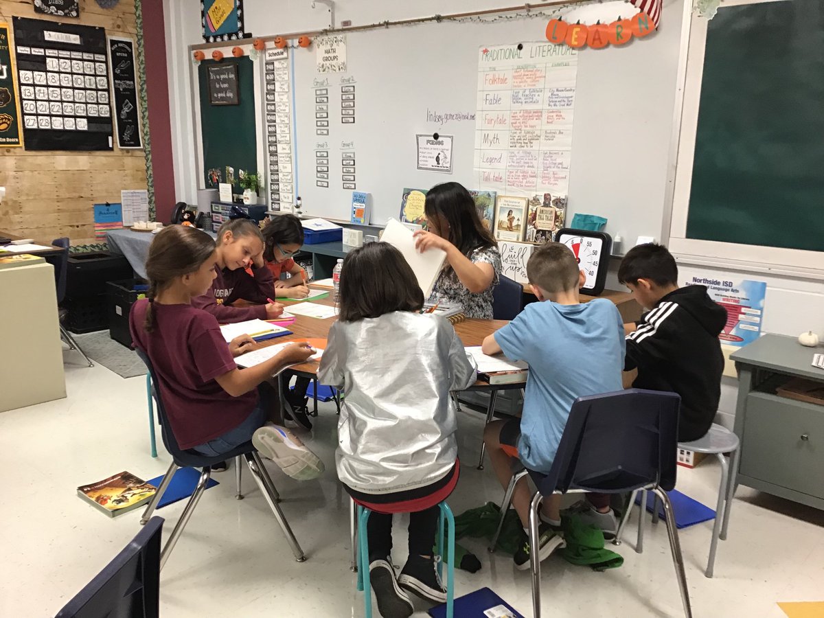 lorimshaw's tweet photo. Enjoyed my visit to Ms. Gomez’s class today during math stations.  Everyone was actively engaged.  #CarsonLegends ⁦@NISDCarson⁩ https://t.co/rbASgyRSom