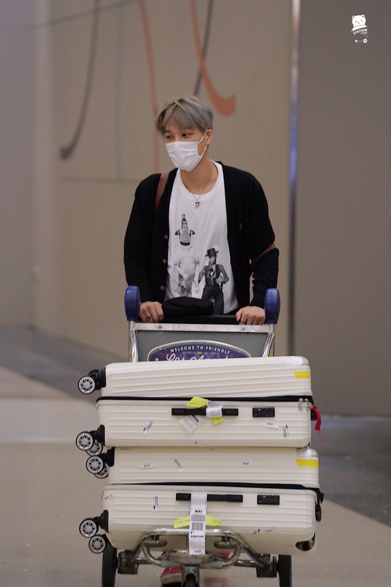 kainationph's tweet photo. [HQ] 191002 #EXO #KAI #엑소카이 #카이 @weareoneEXO at LAX Airport,  Los Angeles #WelcomePrinceKAI

cr.  STATION. 114 https://t.co/UA1UCAsP9O