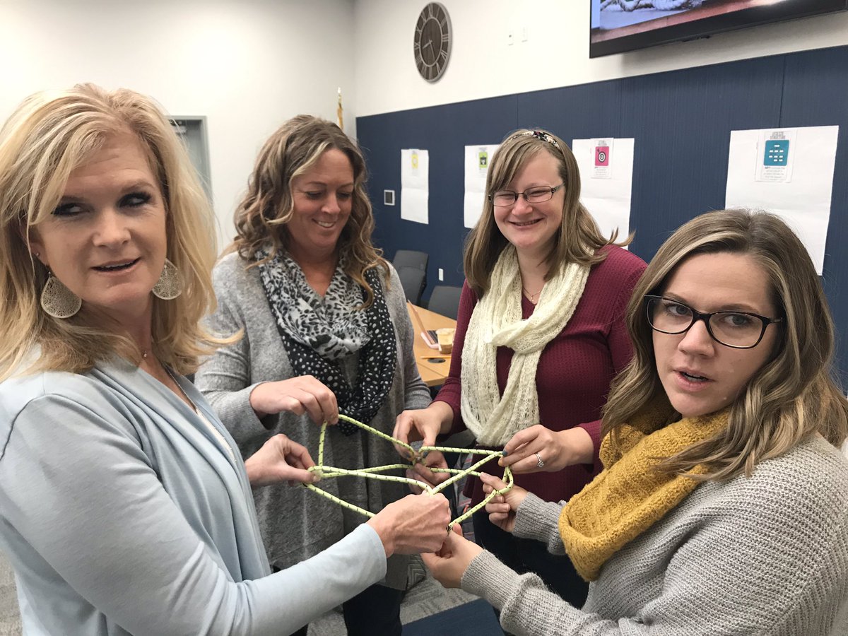 MsCorrinneClay's tweet photo. A day of math articulation with our @AntelopeMeadows 3rd-5th grade teachers. Great discussion around standards, expectation, fluency, tasks, and conceptual learning. #DCJESDproud Borrowed curriculum knowledge from @sekiebler  mixed w/ creativity and new brain science @youcubed https://t.co/b8rRPbhCfu
