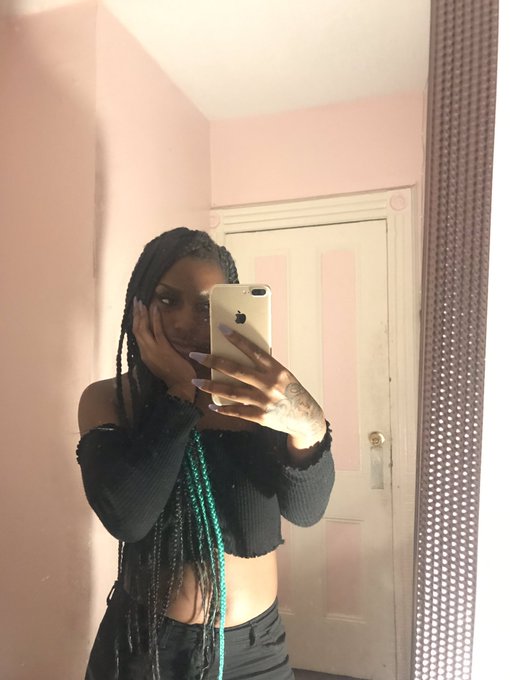 Watch kiki ♡ ︎'s leaked NSFW photo on TwXstars