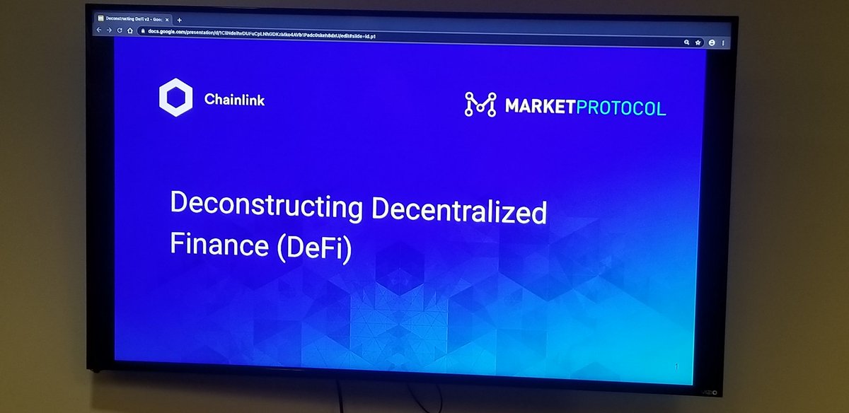 DiarioBitcoin's tweet photo. #Chainlink #DenverBlockchainWeek https://t.co/RRdZdY8Buf