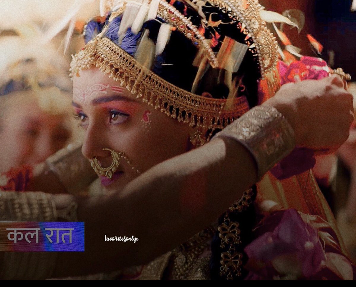 bibliophilex_'s tweet photo. Treta ho yah Dwapar ho yug 
Har yug mai hum mil jayenge 
Radha bhi tum Sita bhi tum 
Jeevan bhi tum Radhe 
Mera jeevan ho tum...😩🥺♥️ 

Lyrics are just so beautiful!! 
{ #RadhaKrishn 
#SumedhMudgalkar || #MallikaSingh } https://t.co/0H1sRjrj9m