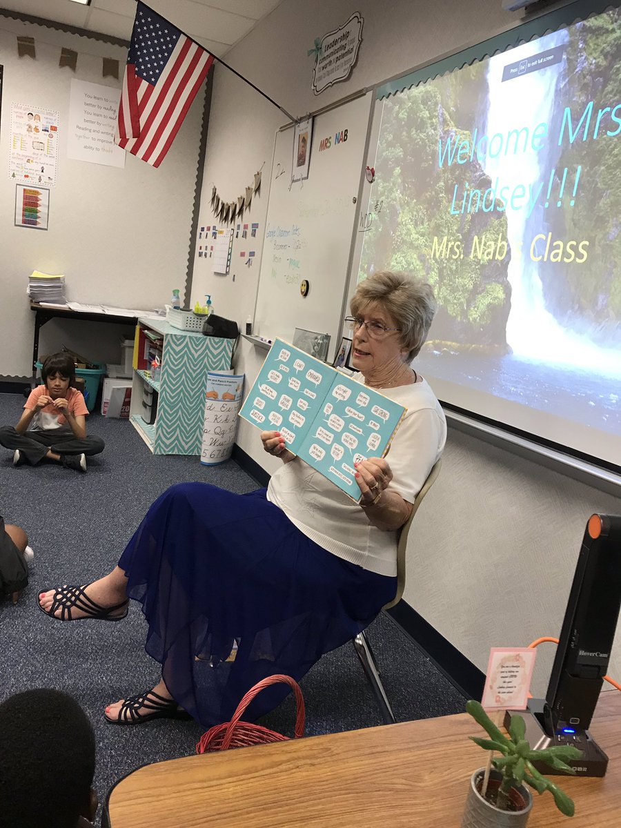 nab_linda's tweet photo. Thank you Mrs. Lindsey for reading with our class!  #lifetimeeducator    @LindseyElem @lois_lindsey https://t.co/j1c1DWG854