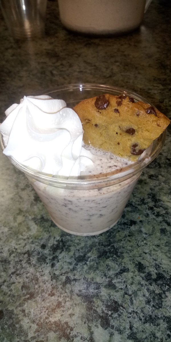 Chef circle at Cobblestone Crossing
Chocolate chip milk shake with a warm right out of the oven chocolate chip cookie and whip topping.  <a href="/jellerbd/">jeff eller</a> <a href="/nolafoodguy/">Eric Johnson</a> @hoseb32 <a href="/CobblestoneCHC/">CobblestoneCrossings</a>
