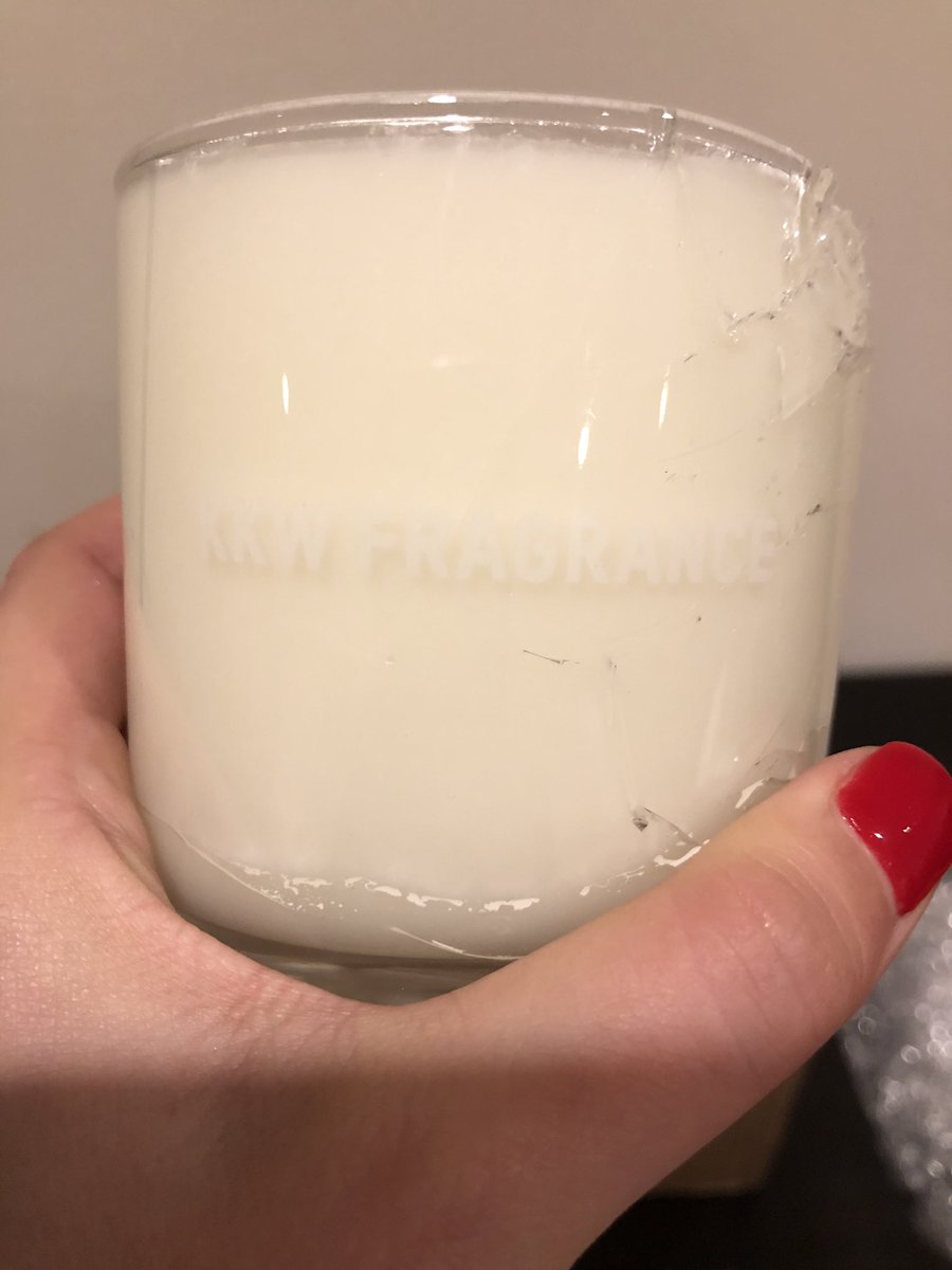 alessandraaxox's tweet photo. @KimKardashian @KKWFRAGRANCE so excited for my candle but it arrived damaged!! Already reached out to customer service but hoping it can be replaced 😰 https://t.co/mqlXiqhe0L