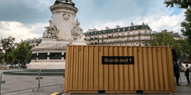unpotedanslacom's tweet photo. Des containers en pleine rue pour promouvoir Twitter
https://t.co/LebFqpoR45 https://t.co/HKed4iGTC6