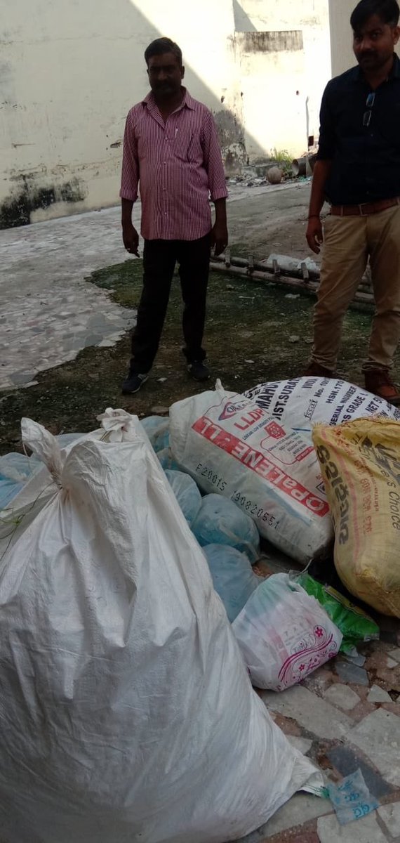 મોડાસા નગરપાલિકા દ્વારા પૂ.મહાત્મા ગાંધીજીની ૧૫૦મી જન્મજયંતિ નિમિત્તે “સિંગલ યુઝ પ્લાસ્ટિક મુક્ત મોડાસા” સંદર્ભે કુલ ૫૪૮ કિલો પ્રતિબંધિત પ્લાસ્ટિક જપ્ત કરાયું તથા ૧૮૫૦૦ નો દંડ કરવામા આવ્યો. પાલિકા દ્વારા આ અભિયાન આગામી દિવસોમા પણ ચાલુ રાખવામા આવશે. @CollectorArvali <a href="/rcmnorthudd/">Regional Commissioner Municipalities</a>