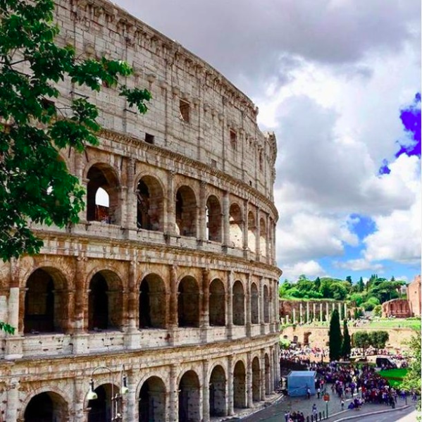 BeautyfromItaly's tweet photo. Colosseo, Rome via IG o.soltoft ⁣
⁣
Want more about Italy? Browse https://t.co/7dzRuAkgVp 
⁣
#travel #rome #roma #italy #italianholidays #beautyfromitaly https://t.co/LjAafsUXTZ
