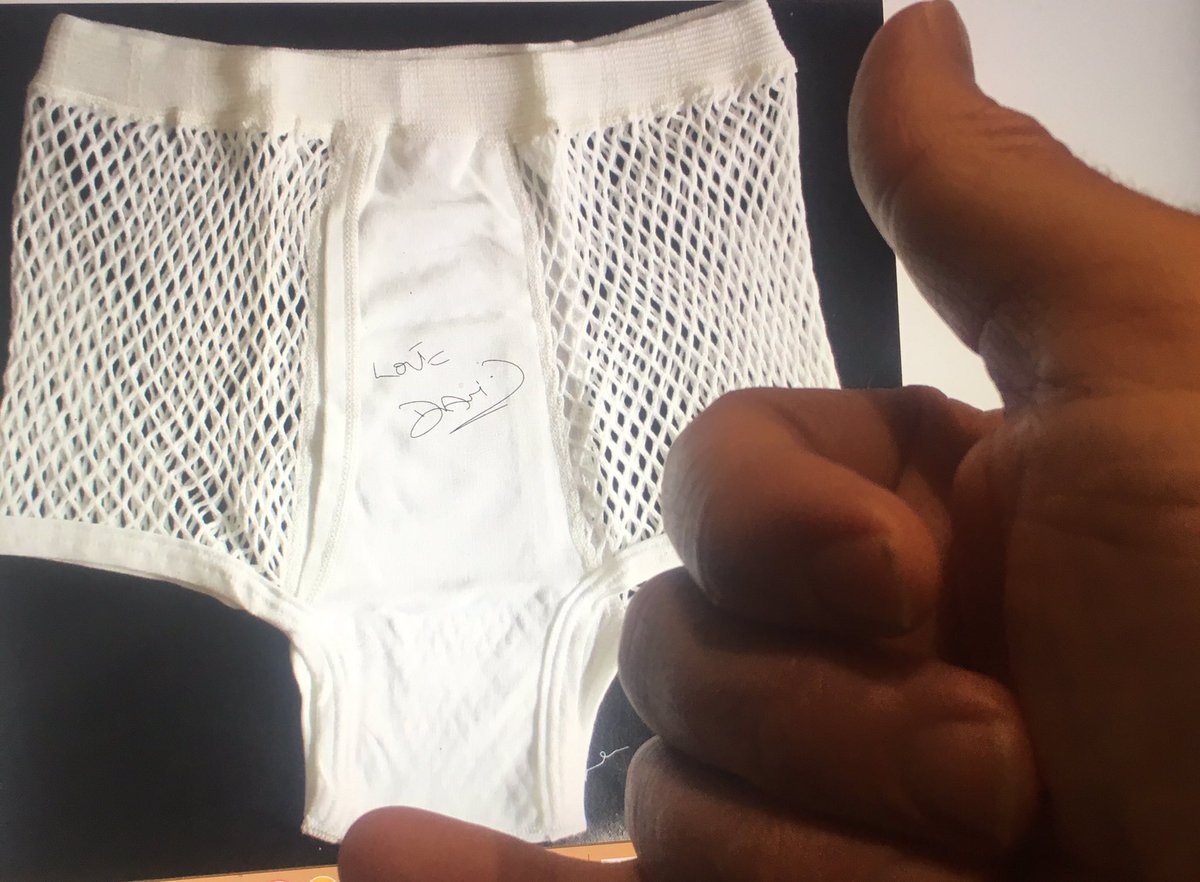 #notinkonaspam 
#Day4
Kona is not Kona without some mention of <a href="/DavidMcNameetri/">David McNamee</a> .A Man amongst boys, a Dog amongst sheep,a Foot long amongst the 6 inches. He wore these 2018, saying they where brilliant for chafing. I will hold these while he “Pac Mans” the Queen K
#blessed