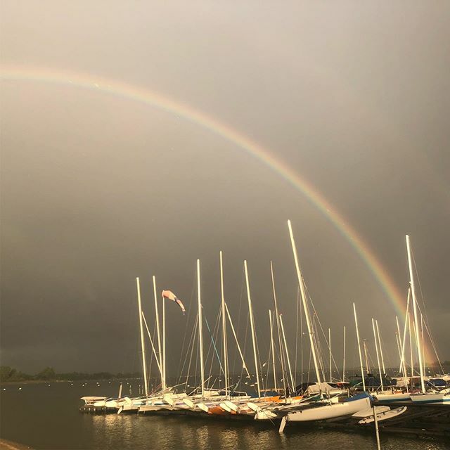 WSCMuiderberg's tweet photo. #havenmuiderberg #regenboog #goedemorgen# https://t.co/jgUBmEgbyH https://t.co/P4Jk2xMSxJ