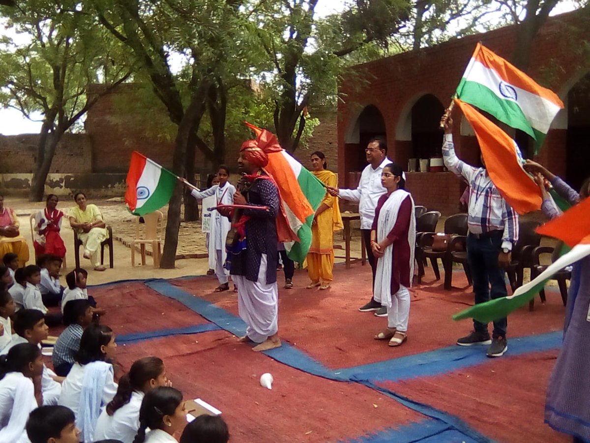 JindAdc's tweet photo. Sveep Awareness Program in Govt Sr Sec School, Village Dumerkha kalan, Uchana, District Jind.
@JindAdc @ceoharyana @ECISVEEP @DC_Jind https://t.co/tFeZFzUtFc