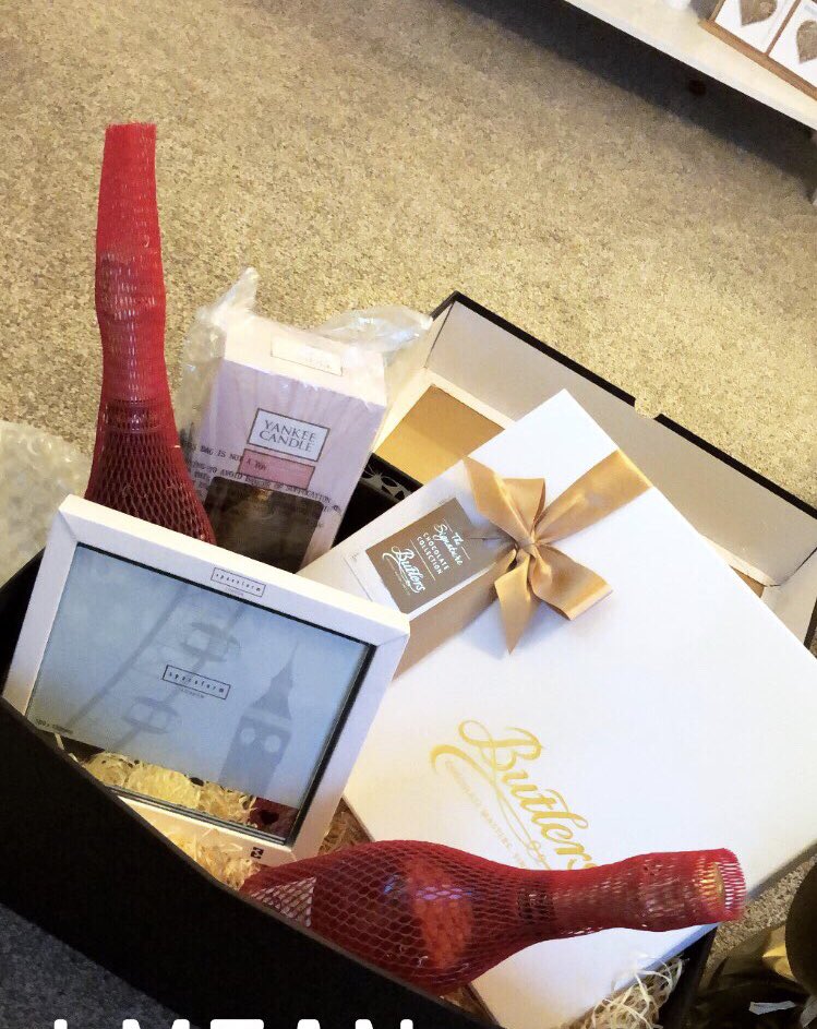 laurakelly_s17's tweet photo. I’m sorry but if your not insured with @avivaplc then you need to be! What amazing customer service I have received after my car was written off. Shocked to receive these wonderful gifts in the post! Thank you Allan whoever you are!👏🏼 https://t.co/Q70Xo28Rou